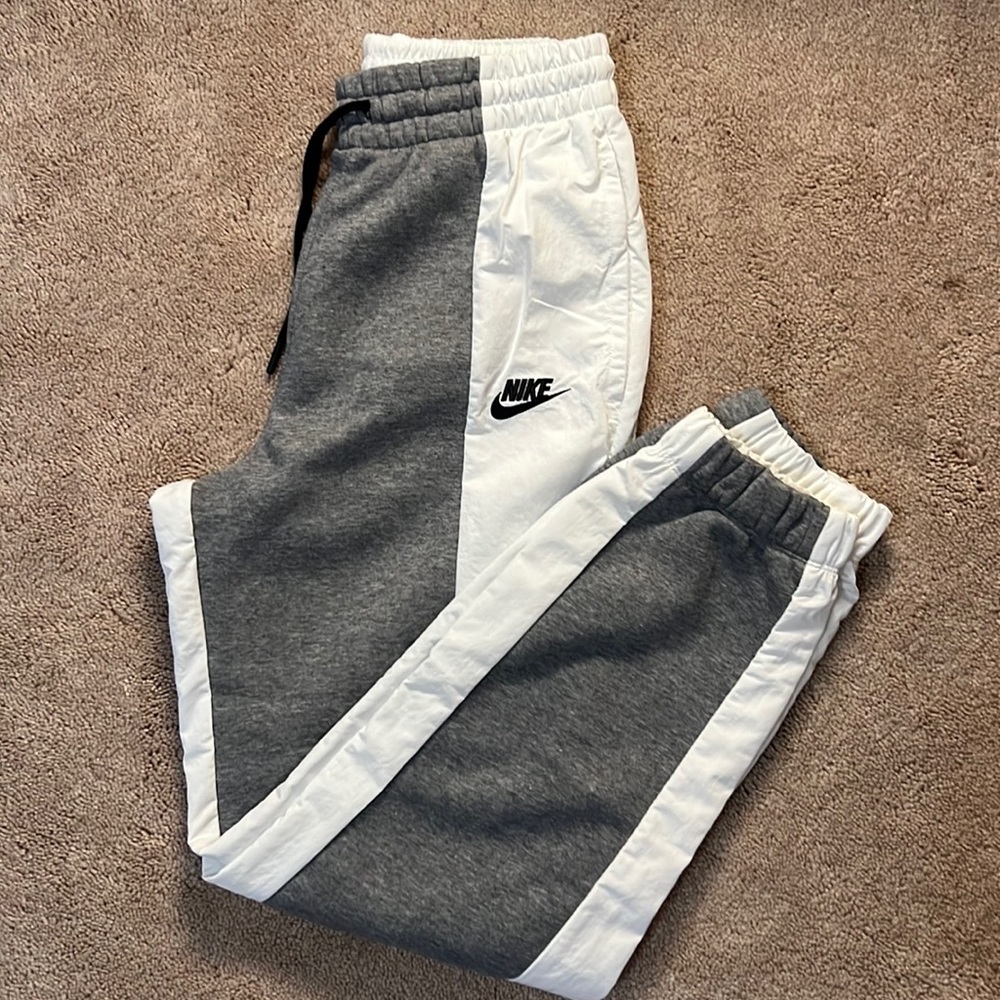 Nike Sweatpants - NWOT